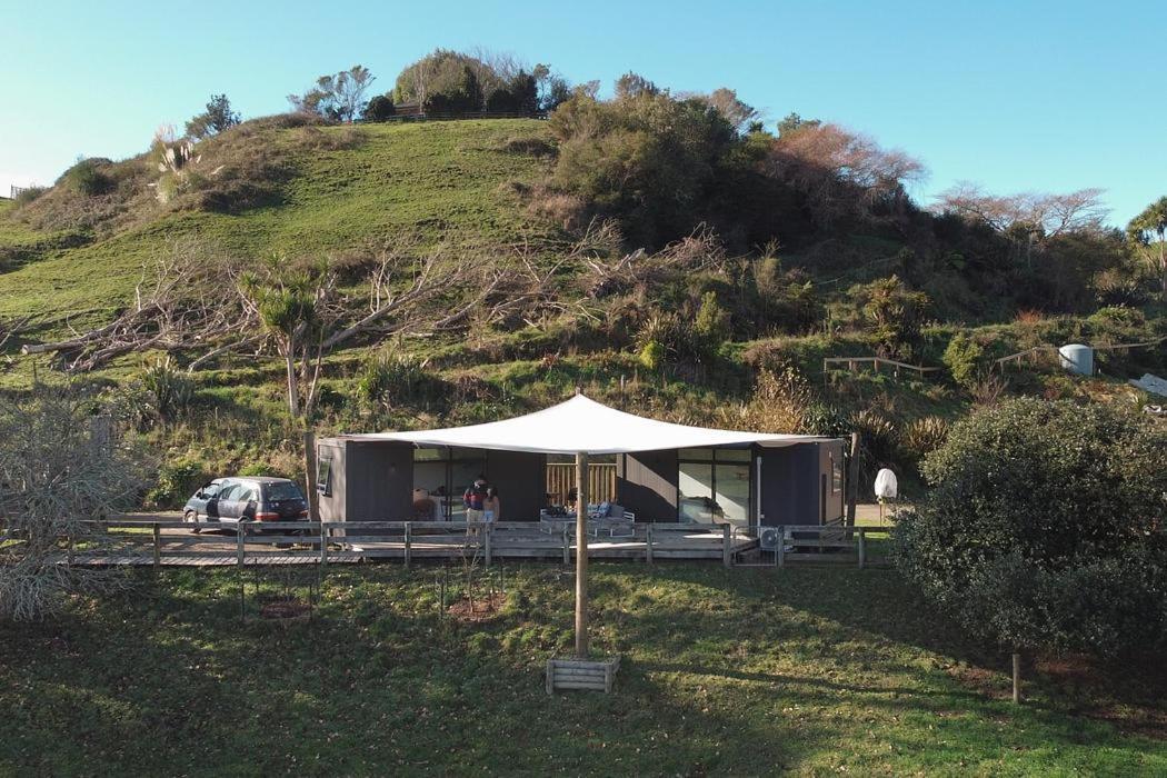 Taneatua White Pine Bush Cabins מראה חיצוני תמונה