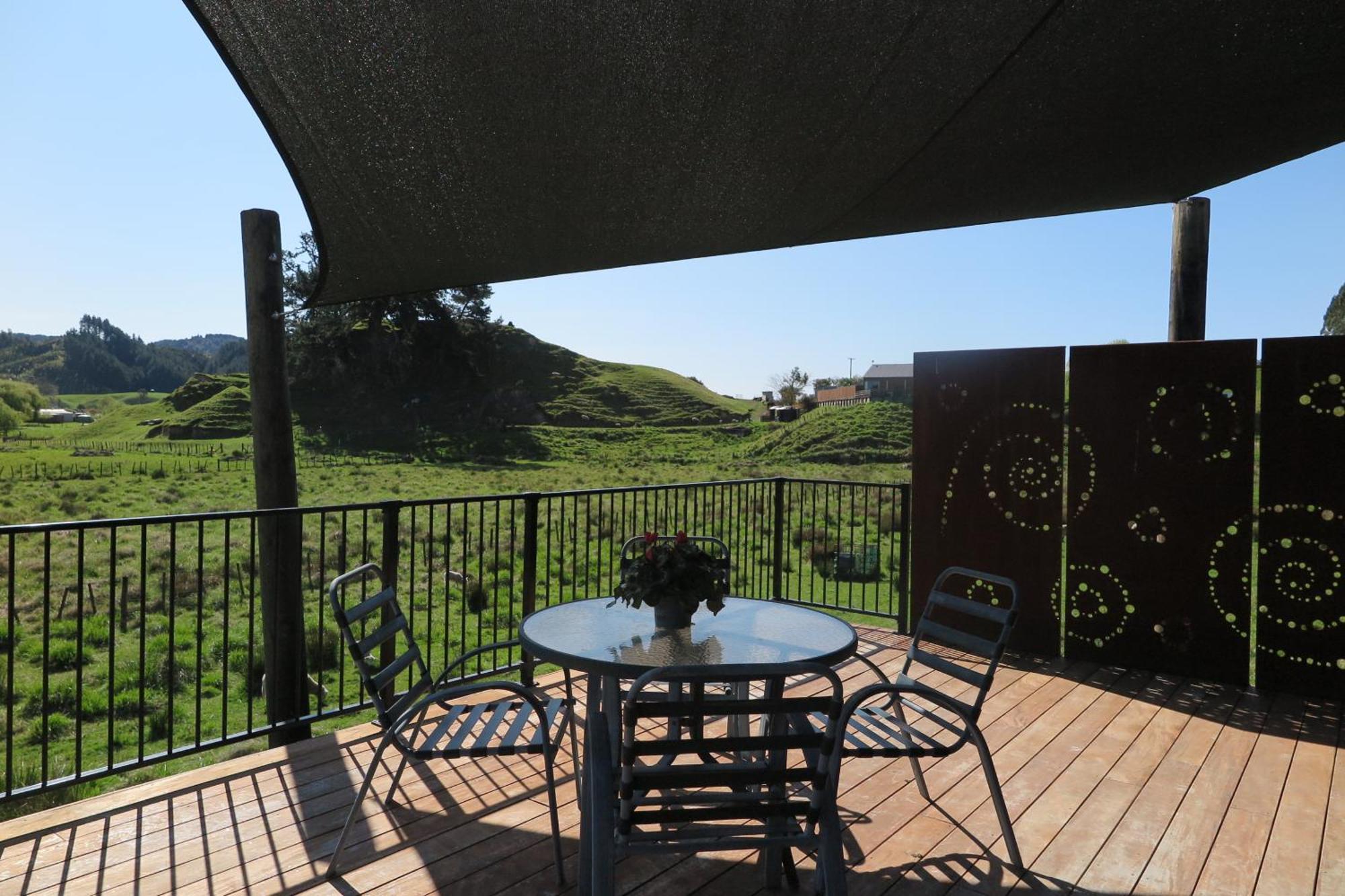 Taneatua White Pine Bush Cabins מראה חיצוני תמונה